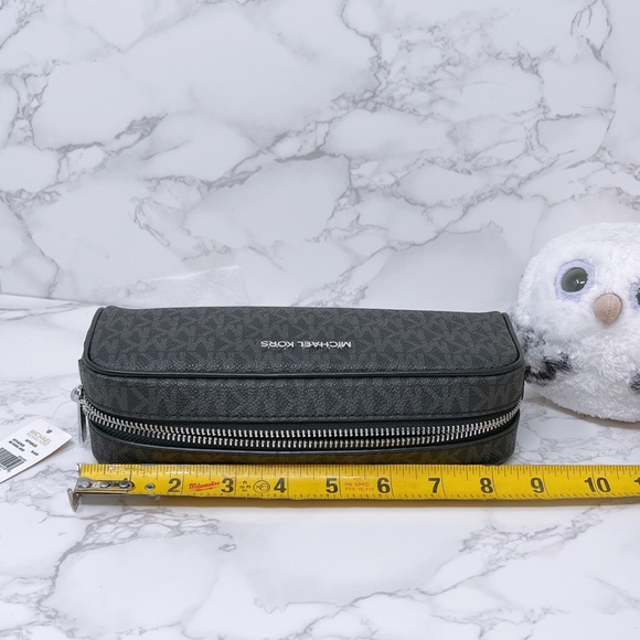 Michael Kors Pencil Case Pouch - Picture 6 of 8